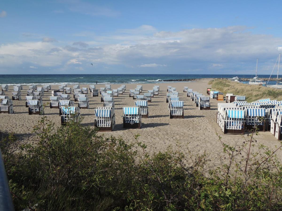 Ferienwohnung Antes - Zum Gluckswinkel Ostseebad Kühlungsborn Esterno foto